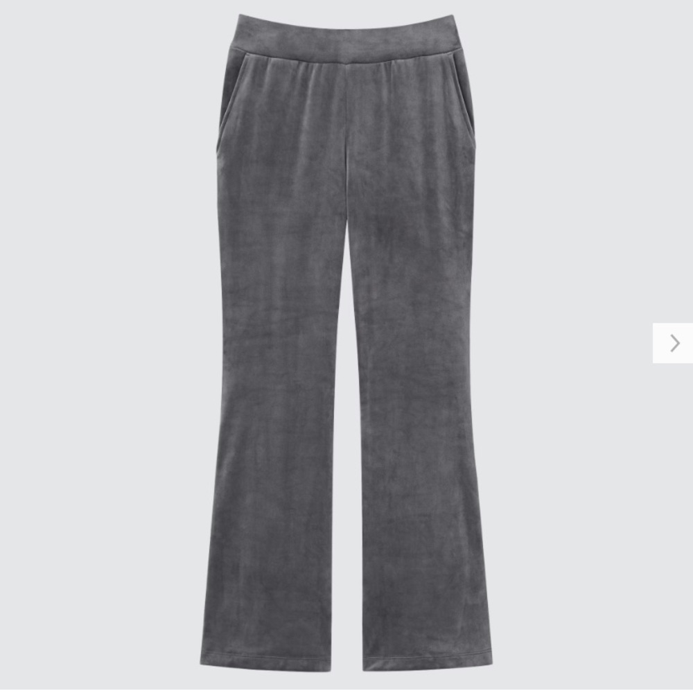 Uniqlo Athleisure Flare Sweat Pants